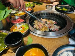 -香猪坊韩国烤肉专属门店(魏公村店)