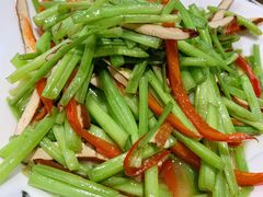 芹菜干丝-鸿运楼·舌尖上的徽菜