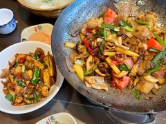 -富正毅三下锅·湘西韵味(天门山索道店)