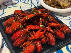 -松哥油焖大虾.小龙虾.黑鸭煲(海岸城店)