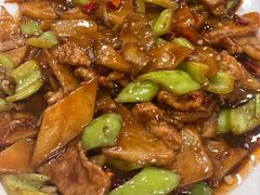 土豆辣子肉片-老七饭馆(光荣道总店)