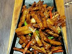 -孙家外婆•长春地标美食新名片(吾悦广场店)
