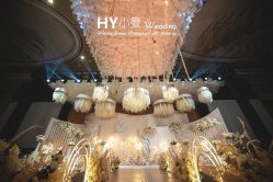 -HY小曼wedding·TOPYOUNG团队