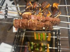 -麦凯伦烧烤·精酿超级工厂店(金桥总店)