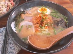 辣蒜麵-百步拉面