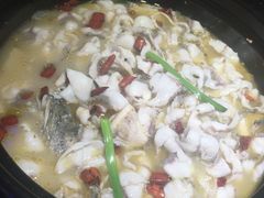 -周渝食惦酸菜鱼(青浦店)