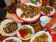 -老鼎万春卤菜(五代传承创始老店)