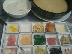 -蔼若春.传承三十年云南菜(金碧公园店)