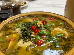 -回头客餐厅·家的味道农家菜·虹鳟鱼·铁锅炖(雁栖湖店)