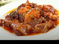 红烧牛窝骨-红旗饭庄