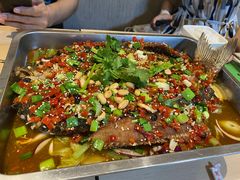 -拿渡麻辣香锅(世茂广场·工三店)