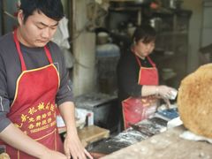 -吕记清真美食城(永兴服装街店)