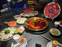 -二荆条·城市森林火锅旗舰店