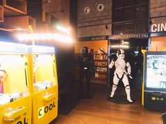 等候区-CGV星星影城(颐堤港ScreenX店)