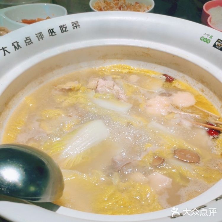 广州开来的“山中凤”猪肚鸡,就在花园城