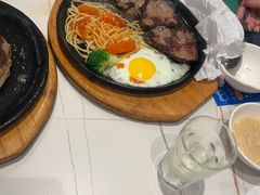 -豪享来牛排(人民店)