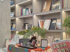 -新华书店(龙头路店)