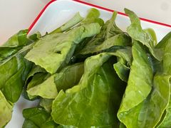 油麦菜-毛辣果·贵州红酸汤牛肉火锅(西单店)