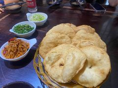 -蓝田九大碗民俗食府(蓝田店)