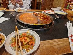 -沸炉重庆老火锅(军事博物馆店)