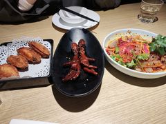 连骨头都不剩的鸡爪-佬肥猫(南翔印象城MEGA店)