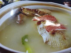 -南京悦客假日酒店