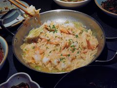 现烹蒜香葱烧虾-湘阁里辣(东门茂业店)