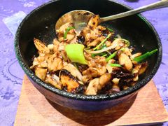 啫啫牛蛙煲-惠食佳·朱雀(东方商厦店)