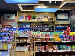 零售区-良品铺子(财富又一城店)