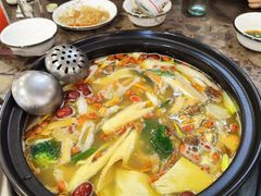 -好吃鬼高原牦牛杂火锅(古尔沟分店)