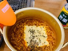 -肉甲韩国木炭烤肉(新壹街1店)