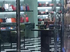 -PRADA普拉达(国金中心店)