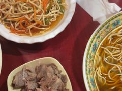 -金杨拉面王小吃面馆·牛三宝面·红烧牛肉粉
