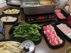 -海底捞火锅(宝龙广场夜宵主题店)