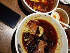 -渝是乎酸菜鱼(龙旗购物中心店)