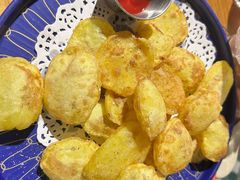 -米德维奇俄式西餐厅(西六道街店)