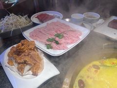 -小天鹅火锅·一线江景洪鼎旗舰店(洪崖洞店)