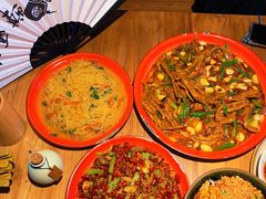 -先启半步颠小酒馆(白麓里店)