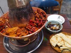 鸡肉锅-超越炭火牛蛙火锅鸡(河东店)