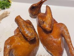 脆皮乳鸽-揽季锅物会.福建黄鱼.海鲜姿造(五四路店)
