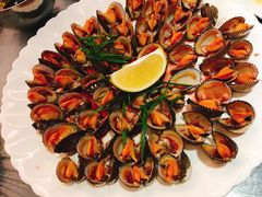 -覃记海鲜美食餐厅