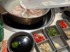 -喃喃椰·糟粕醋·椰子鸡火锅(七堡花园店)