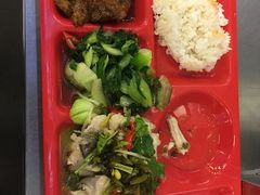 -同济大学本部学苑饮食广场