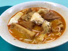 -亚王咖喱鸡米粉面
