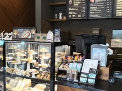 面包甜点陈列柜-星巴克(成都龙湖三千集店)