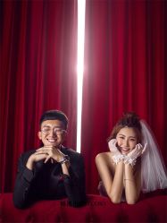 俏皮可爱-巴黎婚纱摄影工作室