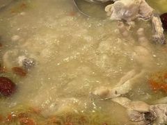 -光头药膳鸡(莱茵小镇店)