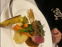 -塞纳河法国餐厅(意式风情街店)