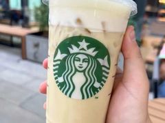 燕麦乌龙茶拿铁-星巴克(上海南站店)