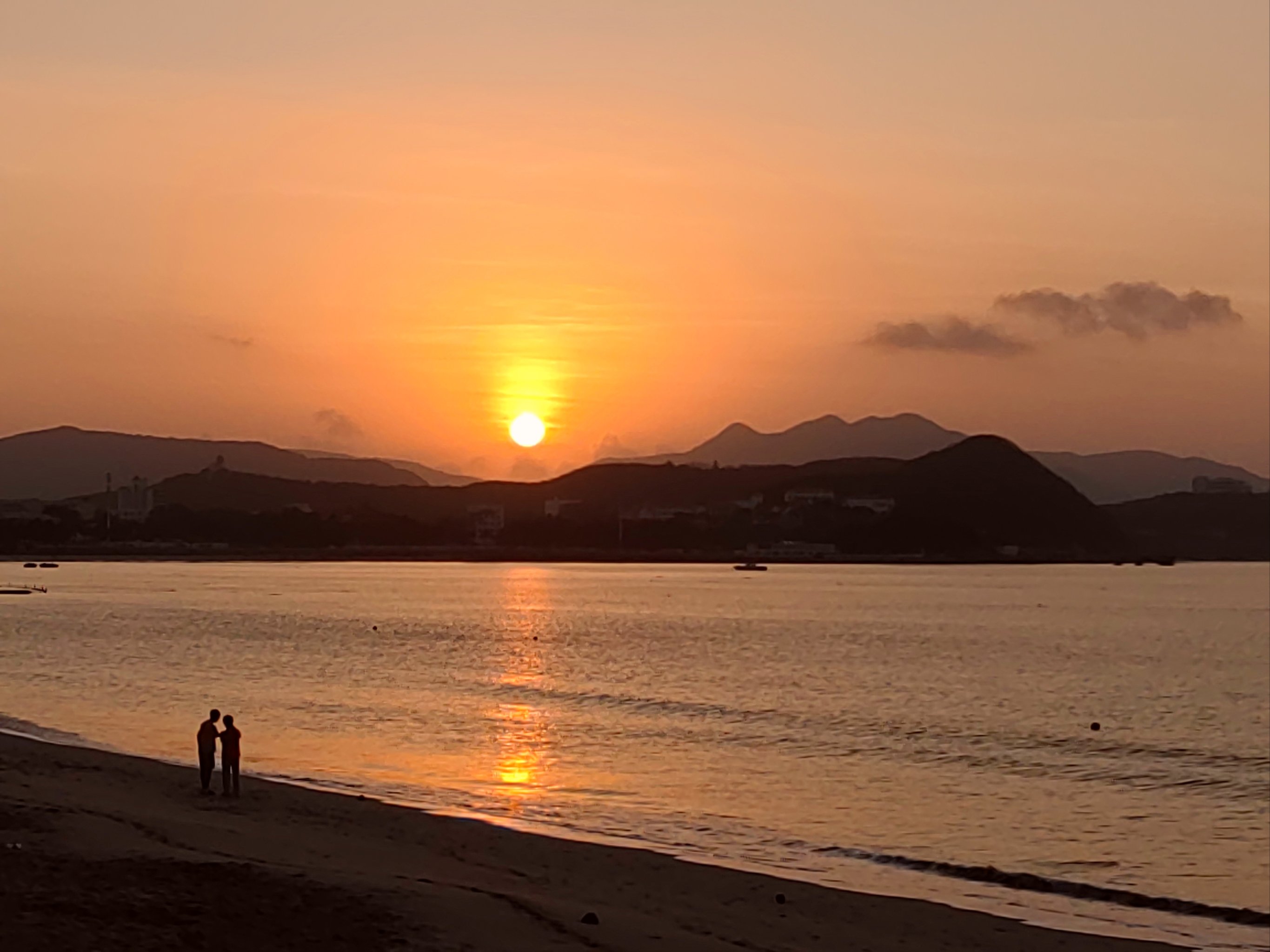 海南大东海的日出太美了